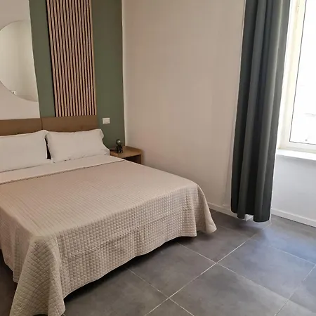 招待所 Incoming Cesare Cortese 那不勒斯