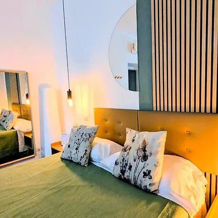 招待所 Incoming Cesare Cortese 4*