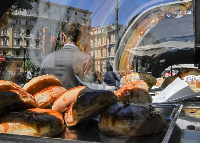 Affittacamere Incoming Cesare Cortese 4*