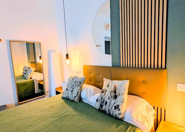 Affittacamere Incoming Cesare Cortese 4*