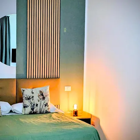 Incoming Cesare Cortese 게스트하우스 4*